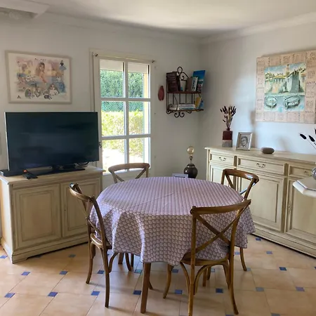 Apartment Le Jas De Pepoune